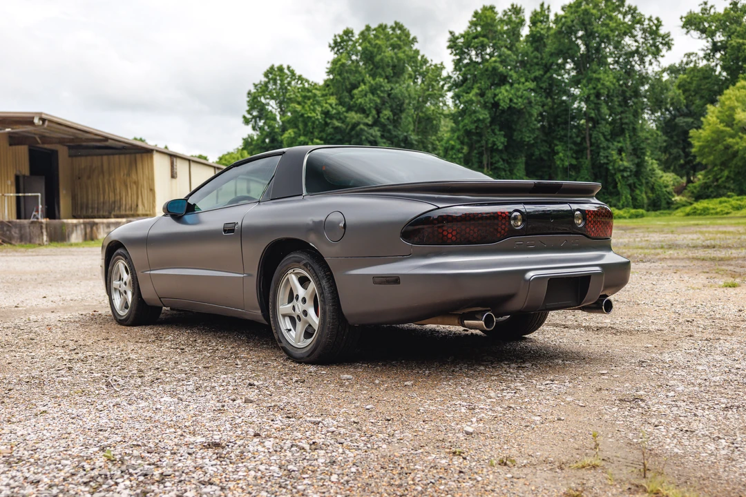 1996 Pontiac Firebird Formula 4th Gen - Image 11 of 31