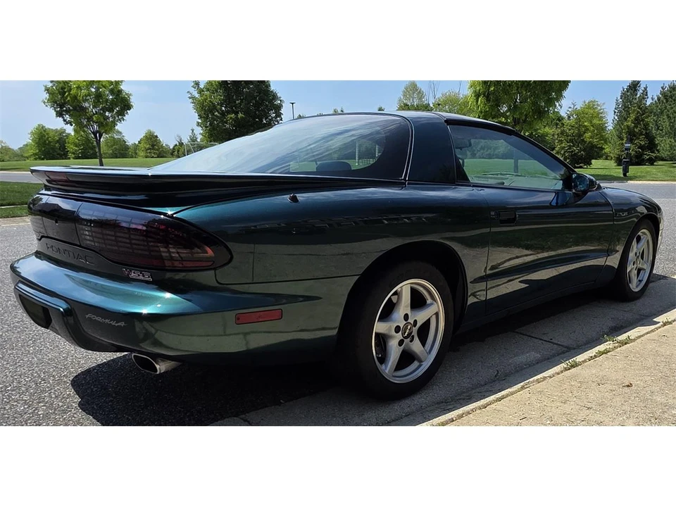 1996 Pontiac Firebird Formula 4th Gen - Image 7 of 31