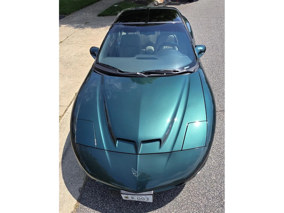 1996 Pontiac Firebird Formula 4th Gen - Image 15 of 31