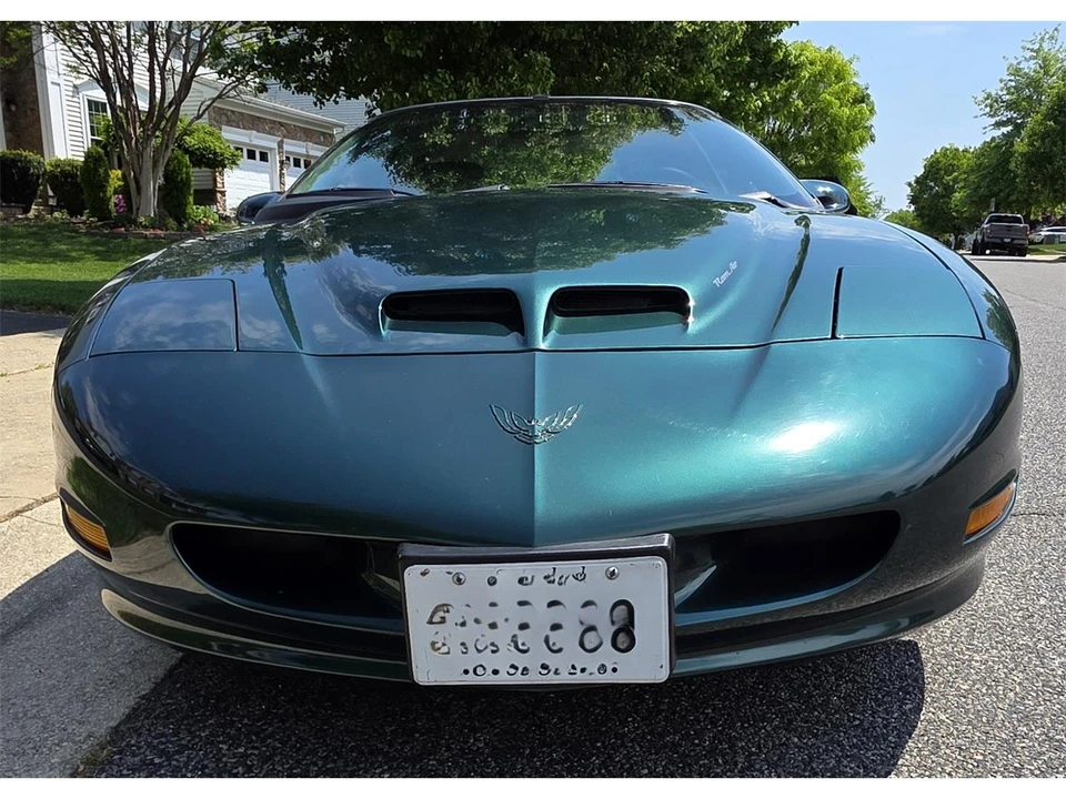 1996 Pontiac Firebird Formula 4th Gen - Image 16 of 31