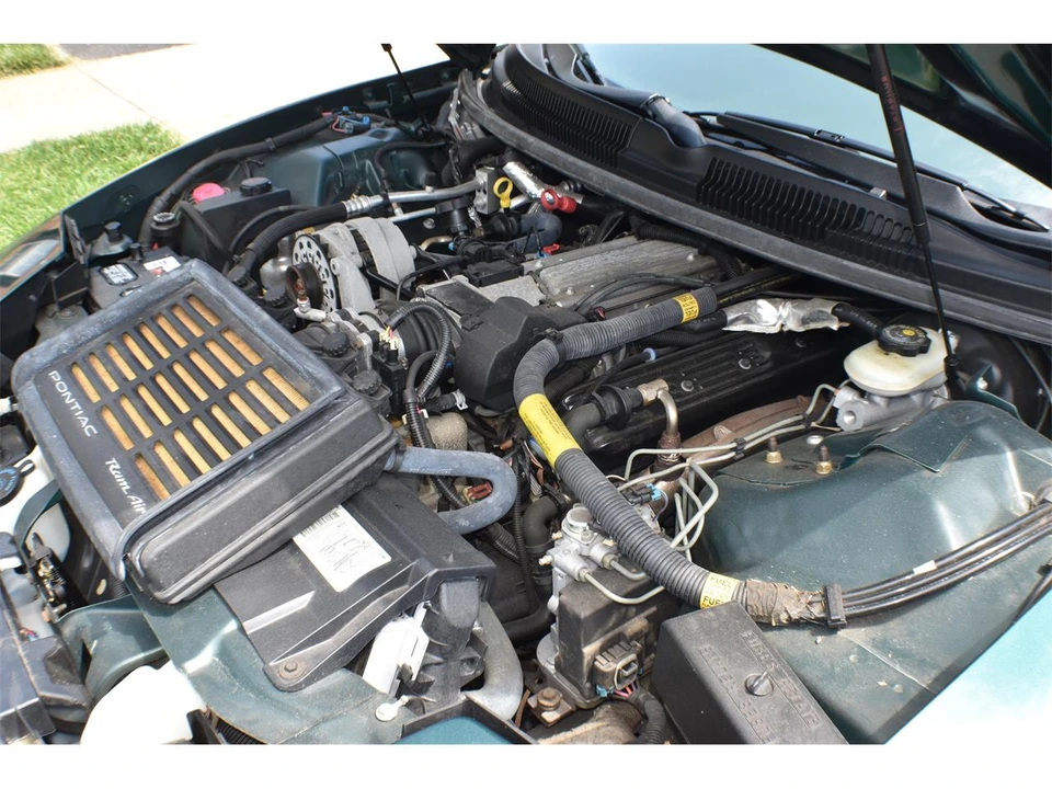 1996 Pontiac Firebird Formula 4th Gen - Image 17 of 31