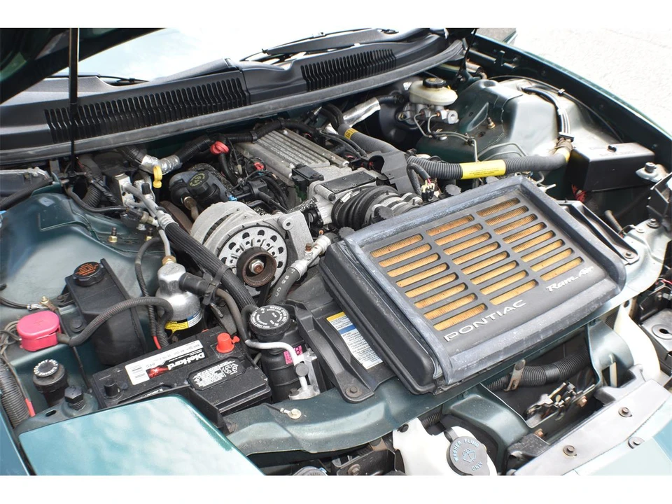 1996 Pontiac Firebird Formula 4th Gen - Image 19 of 31