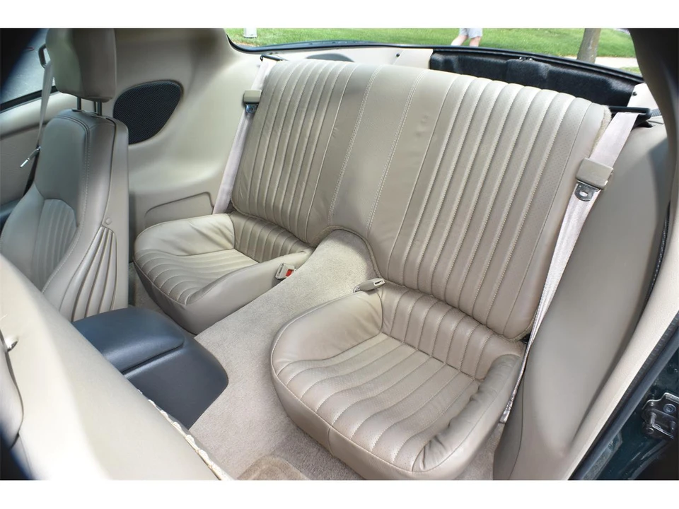 1996 Pontiac Firebird Formula 4th Gen - Image 27 of 31