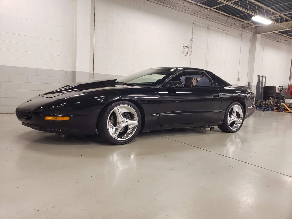 1996 Pontiac Firebird 4th Gen - Image 9 of 14