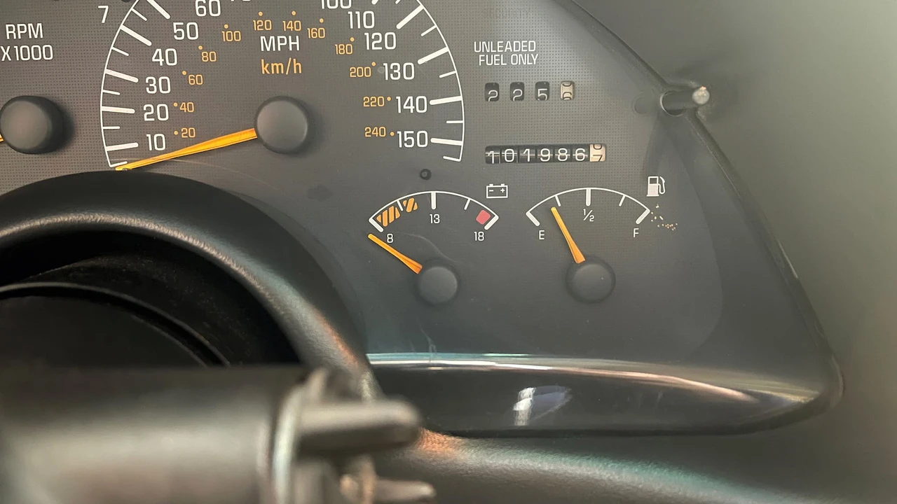 1996 Pontiac Firebird 4th Gen - Image 6 of 13