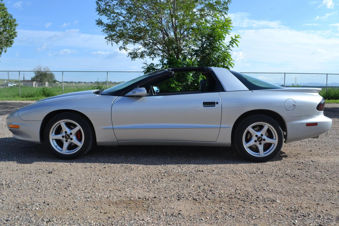 1996 Pontiac Firebird 4th Gen - Image 3 of 5