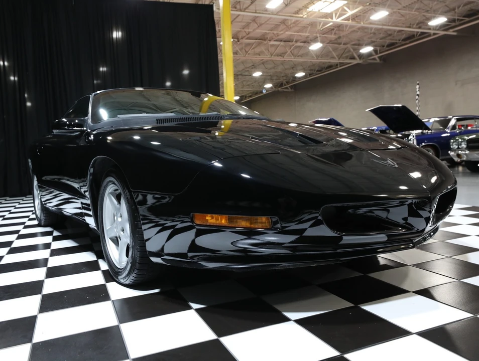 1996 Pontiac Firebird Formula 4th Gen - Image 14 of 31