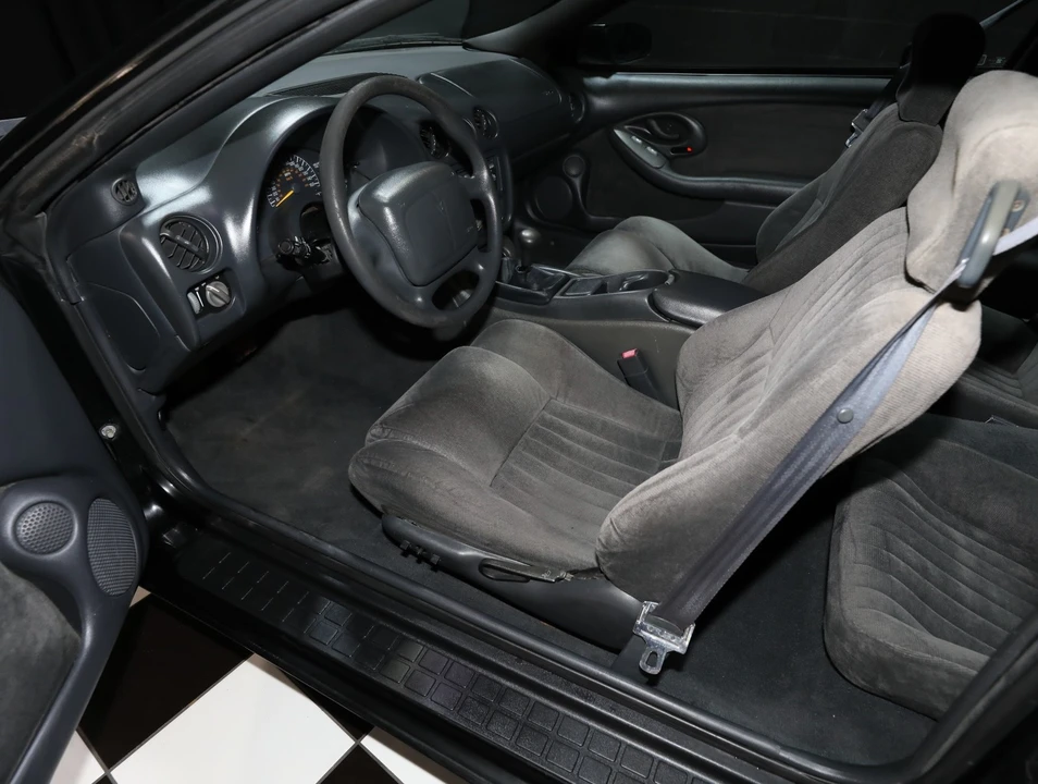 1996 Pontiac Firebird Formula 4th Gen - Image 3 of 31