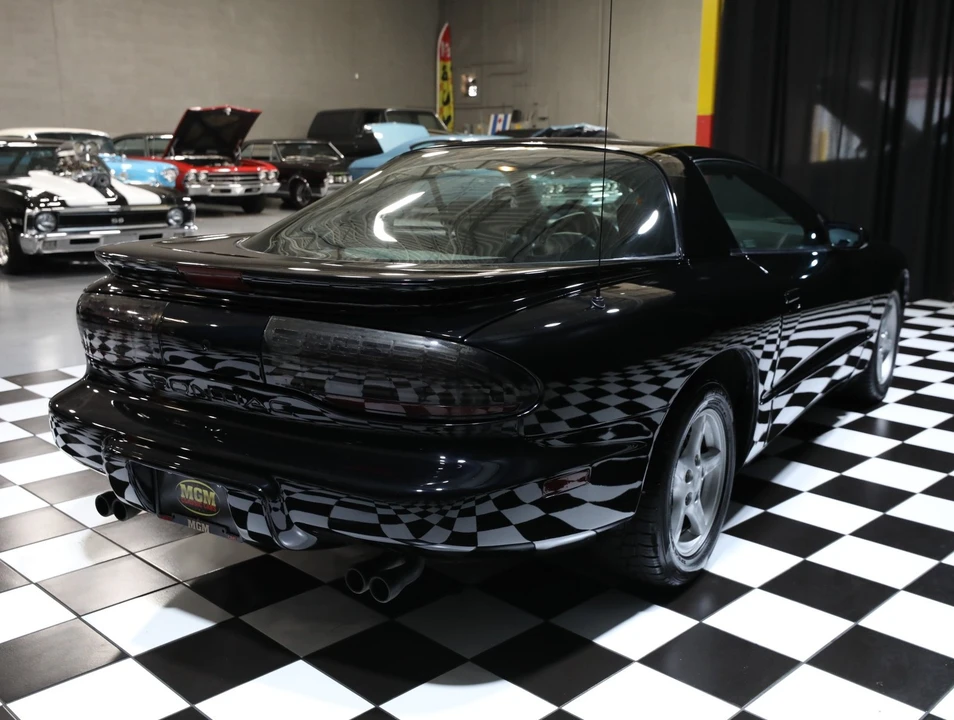 1996 Pontiac Firebird Formula 4th Gen - Image 17 of 31