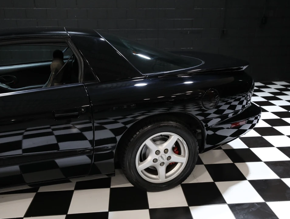 1996 Pontiac Firebird Formula 4th Gen - Image 25 of 31