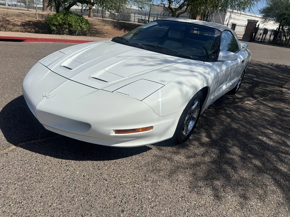 1996 Pontiac Firebird 4th Gen - Image 4 of 31