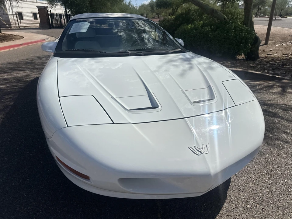 1996 Pontiac Firebird 4th Gen - Image 17 of 31