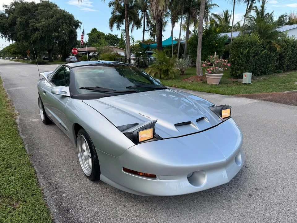1996 Pontiac Firebird Formula 4th Gen - Image 2 of 19