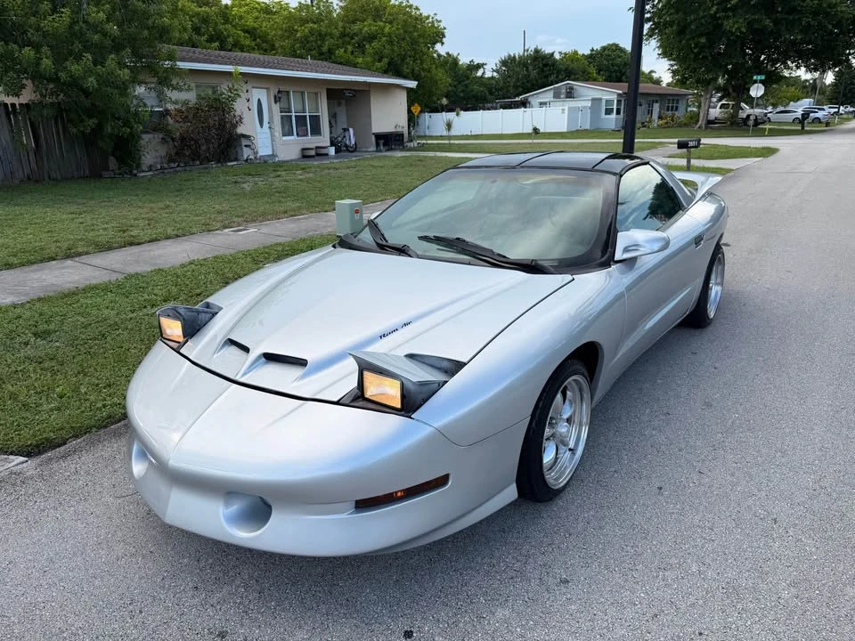 1996 Pontiac Firebird Formula 4th Gen - Image 4 of 19
