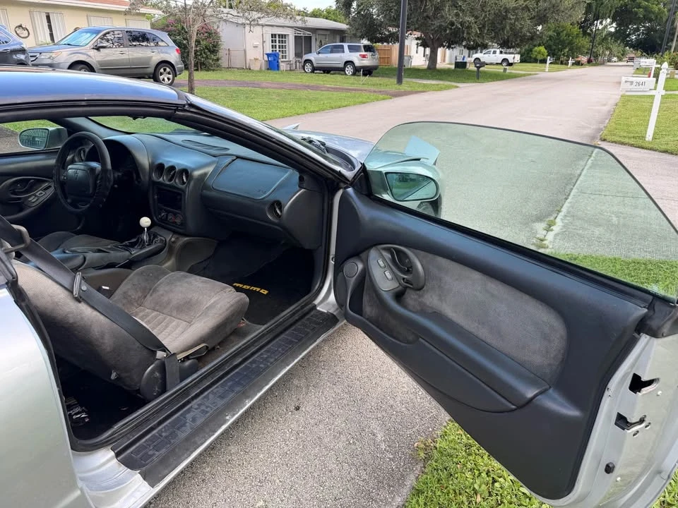 1996 Pontiac Firebird Formula 4th Gen - Image 16 of 19