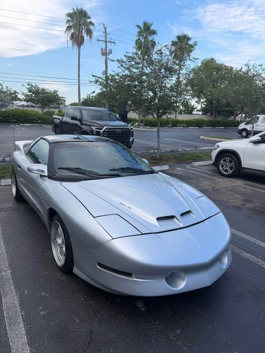 1996 Pontiac Firebird Formula 4th Gen - Image 19 of 19