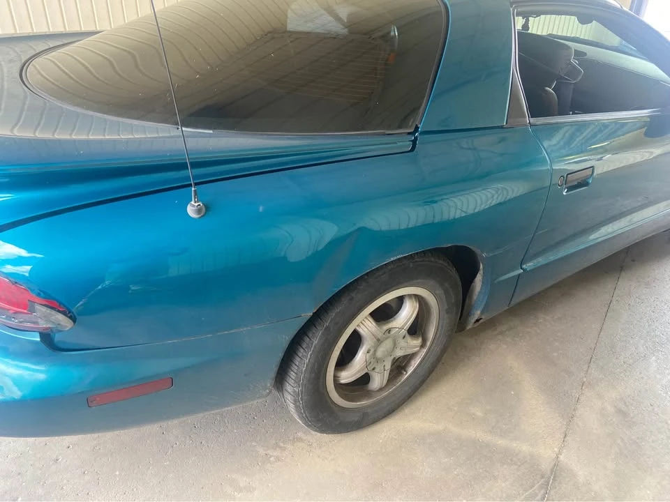 1996 Pontiac Firebird Formula 4th Gen - Image 4 of 6