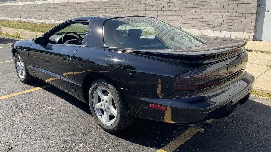 1996 Pontiac Firebird 4th Gen - Image 3 of 10