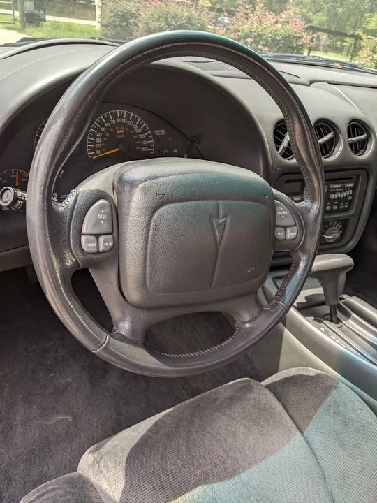 1996 Pontiac Firebird Formula 4th Gen - Image 11 of 12