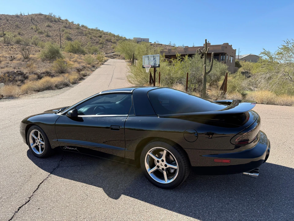 1996 Pontiac Firebird 4th Gen - Image 11 of 31