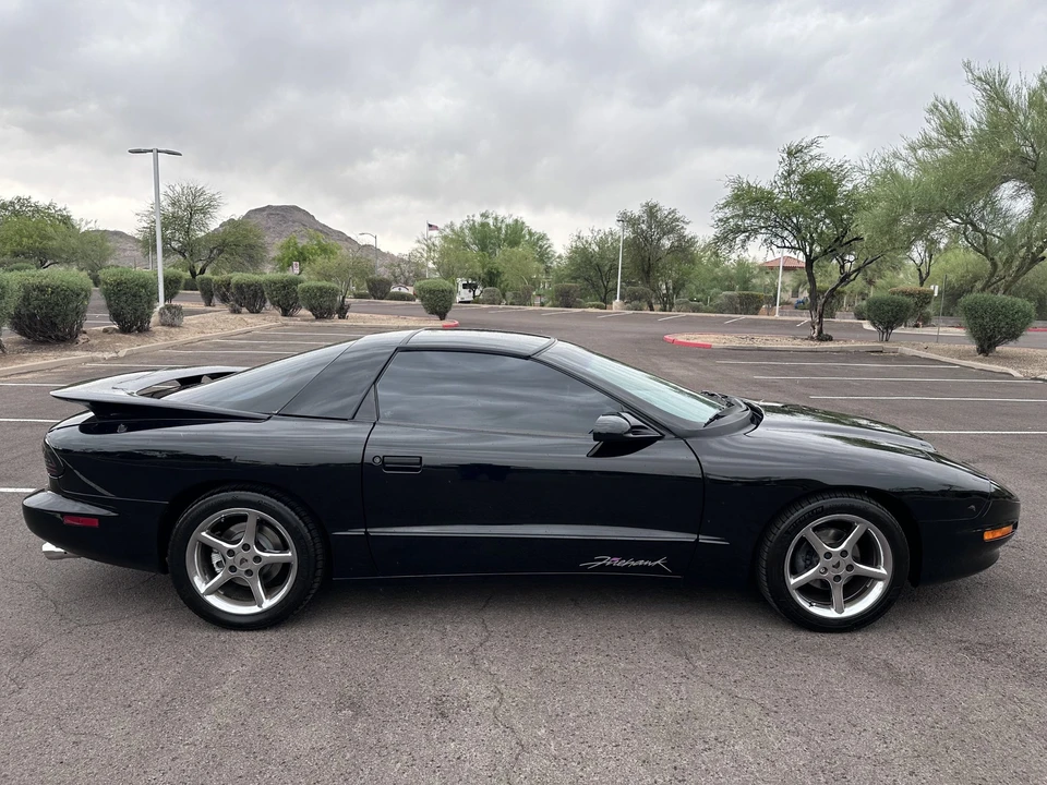 1996 Pontiac Firebird 4th Gen - Image 6 of 31