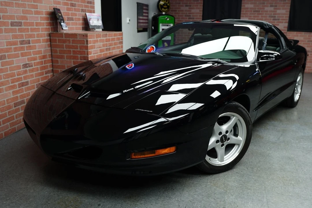 1996 Pontiac Firebird Trans Am 4th Gen - Image 6 of 12