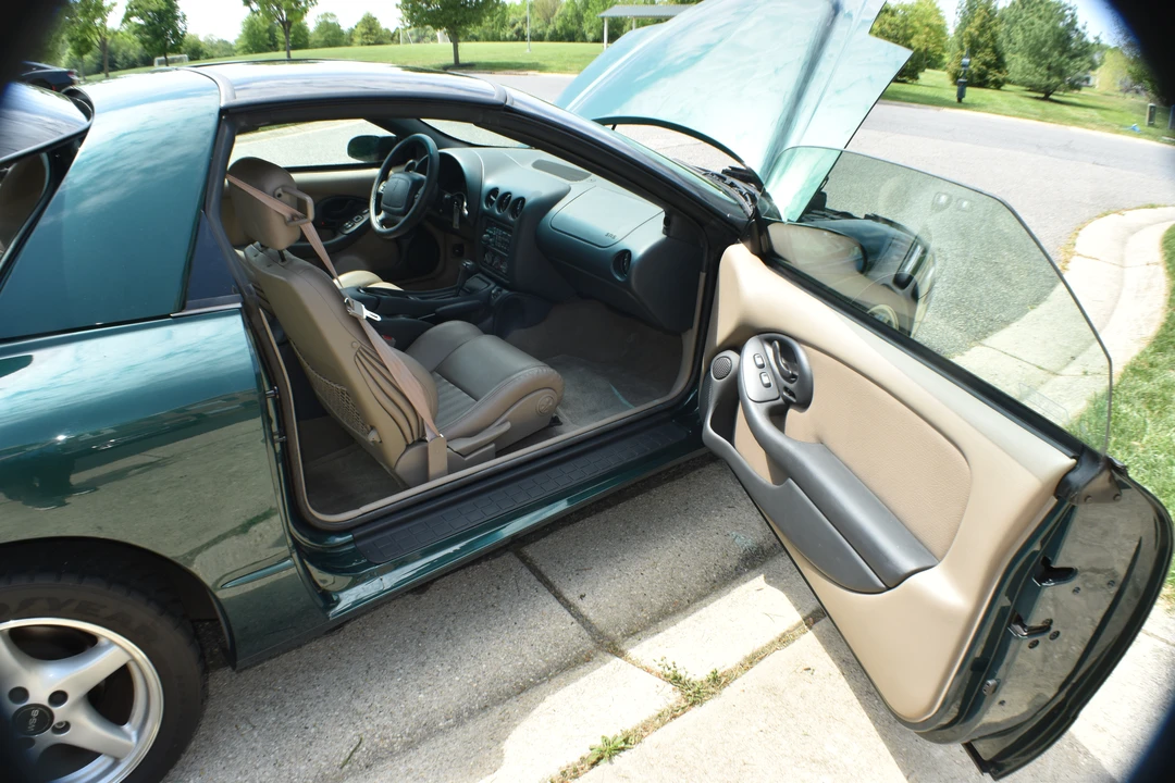 1996 Pontiac Firebird Trans Am 4th Gen - Image 28 of 31
