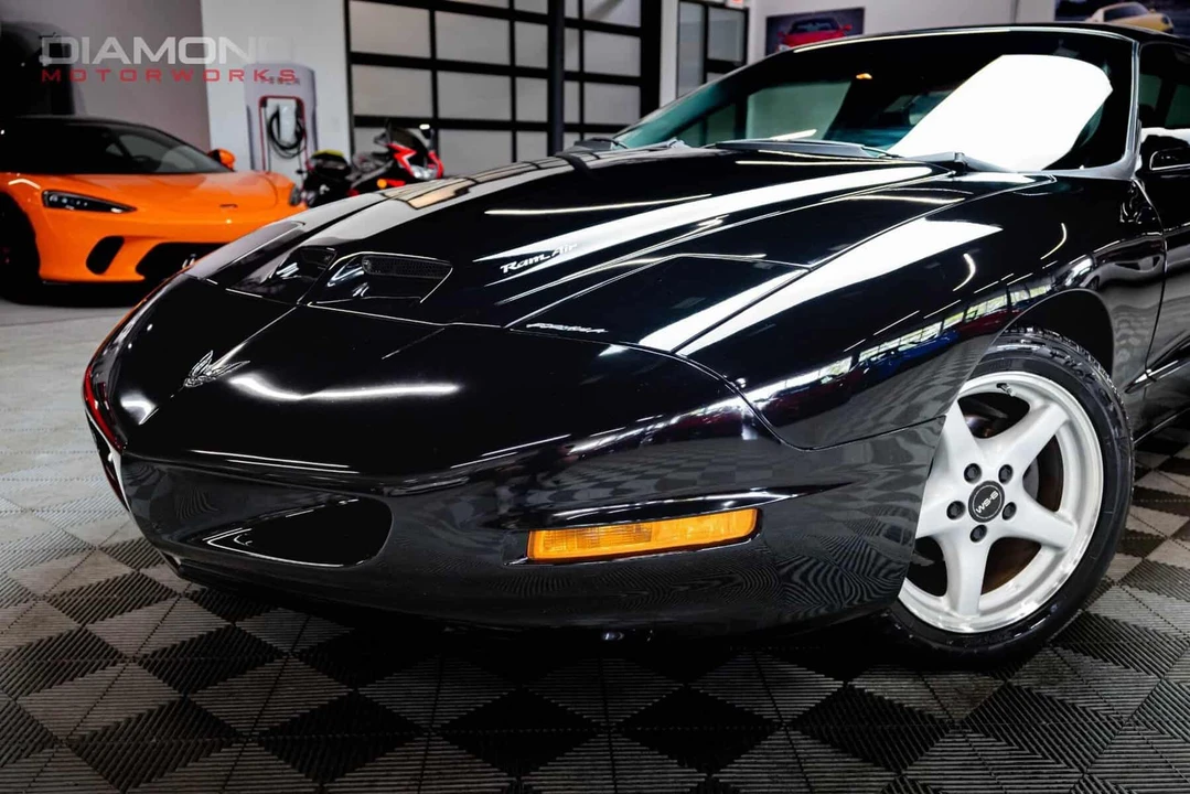 1996 Pontiac Firebird Formula 4th Gen - Image 6 of 31