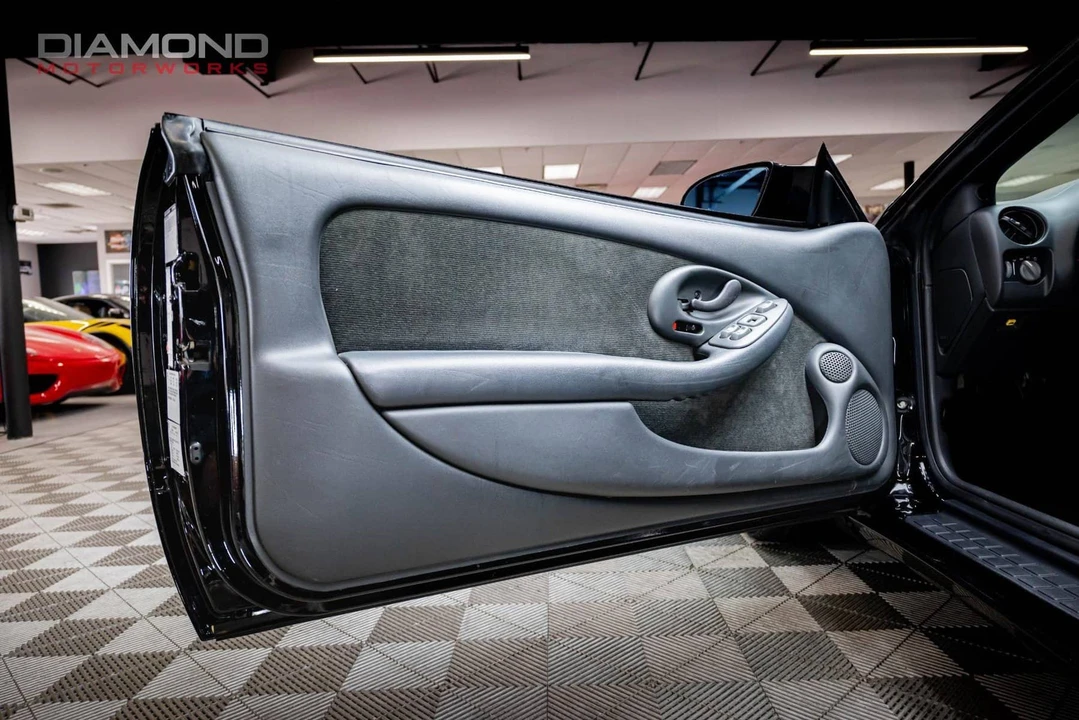 1996 Pontiac Firebird Formula 4th Gen - Image 12 of 31