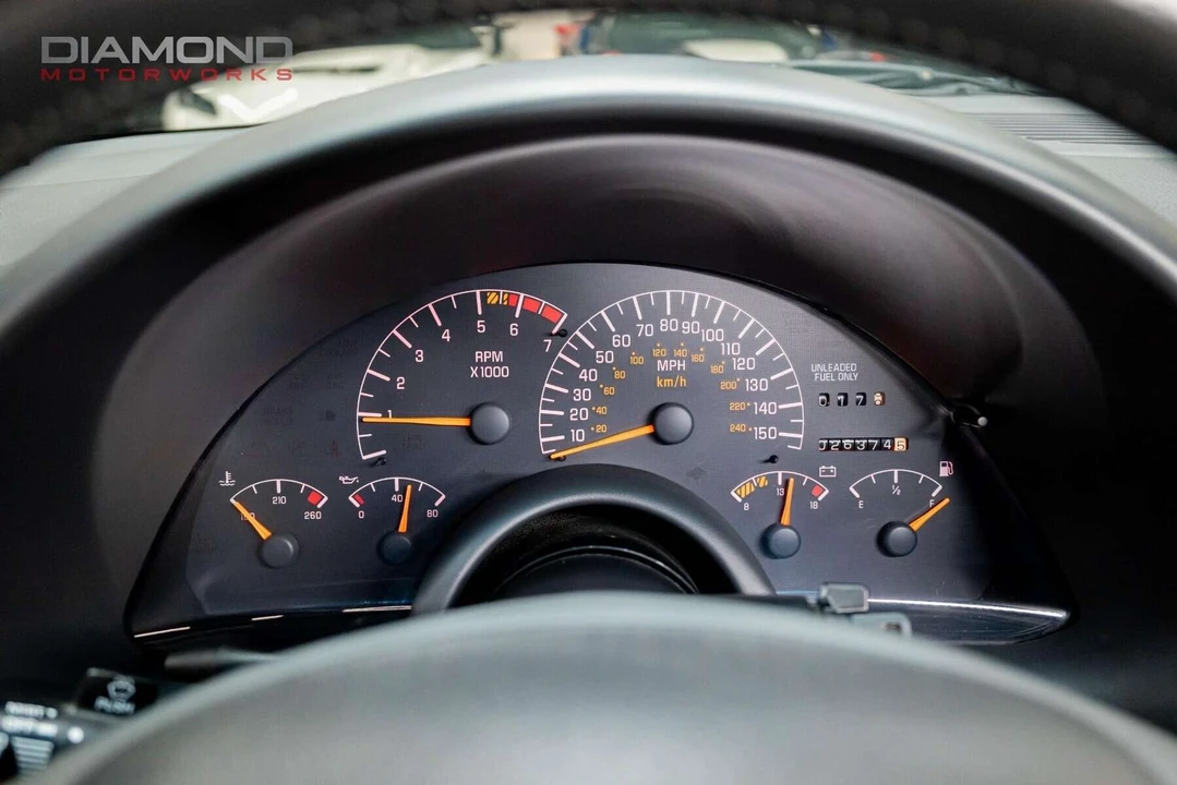 1996 Pontiac Firebird Formula 4th Gen - Image 15 of 31