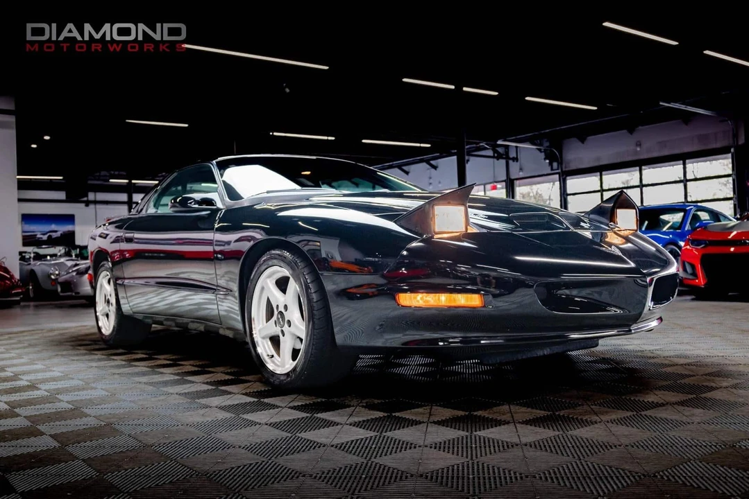 1996 Pontiac Firebird Formula 4th Gen - Image 22 of 31