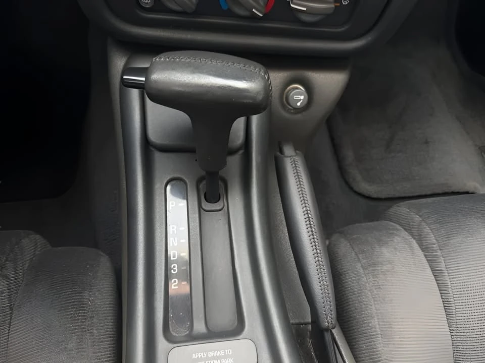 1996 Pontiac Firebird 4th Gen - Image 7 of 15