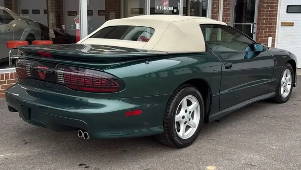 1996 Pontiac Firebird 4th Gen - Image 11 of 20