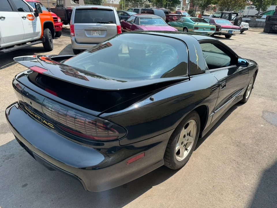 1996 Pontiac Firebird Trans Am 4th Gen - Image 5 of 11