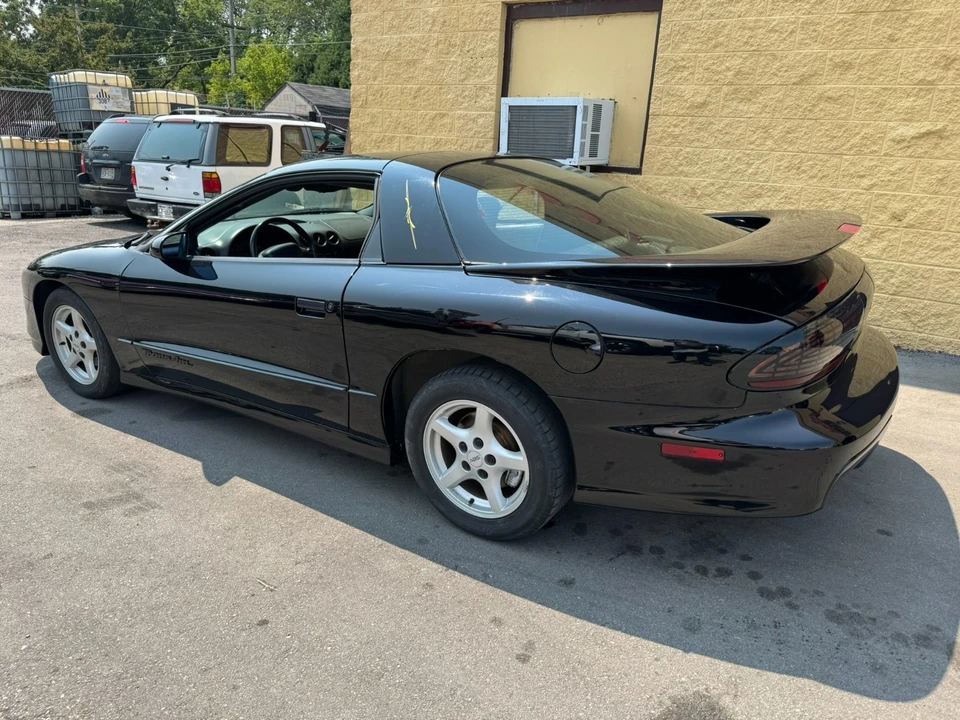 1996 Pontiac Firebird Trans Am 4th Gen - Image 4 of 11