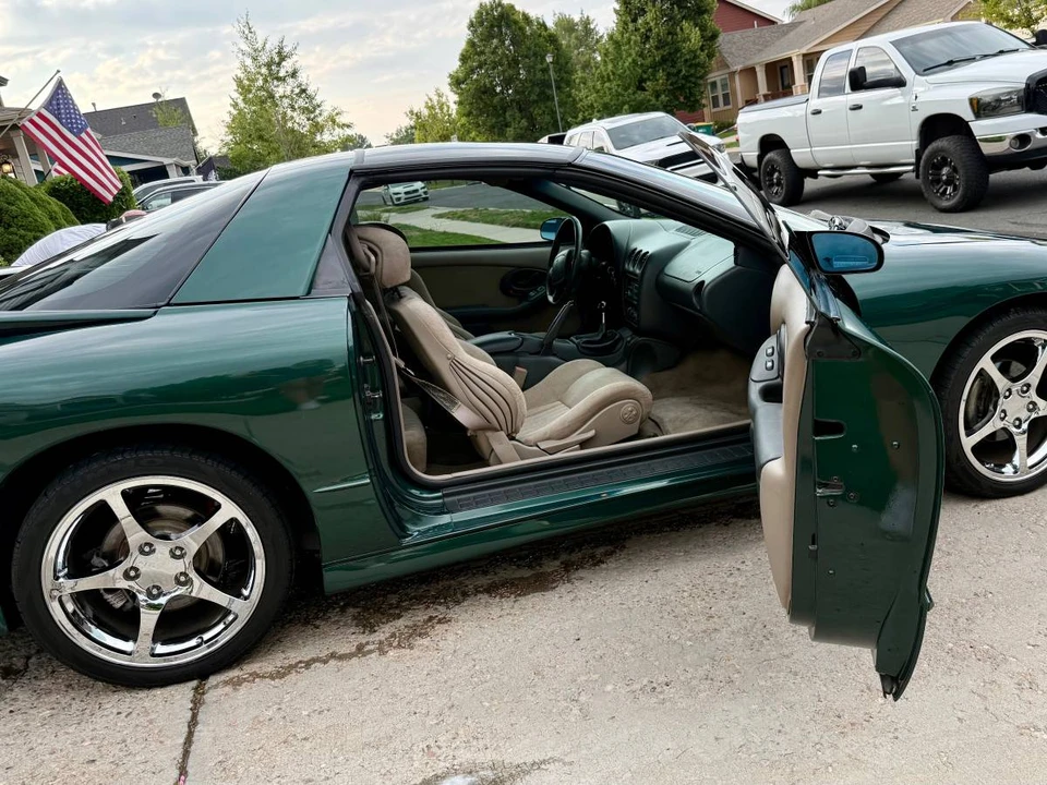 1996 Pontiac Firebird Trans Am 4th Gen - Image 14 of 23