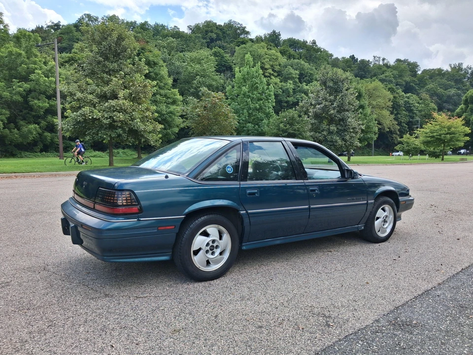 1996 Pontiac Grand Prix 3rd+ Gen - Image 7 of 31