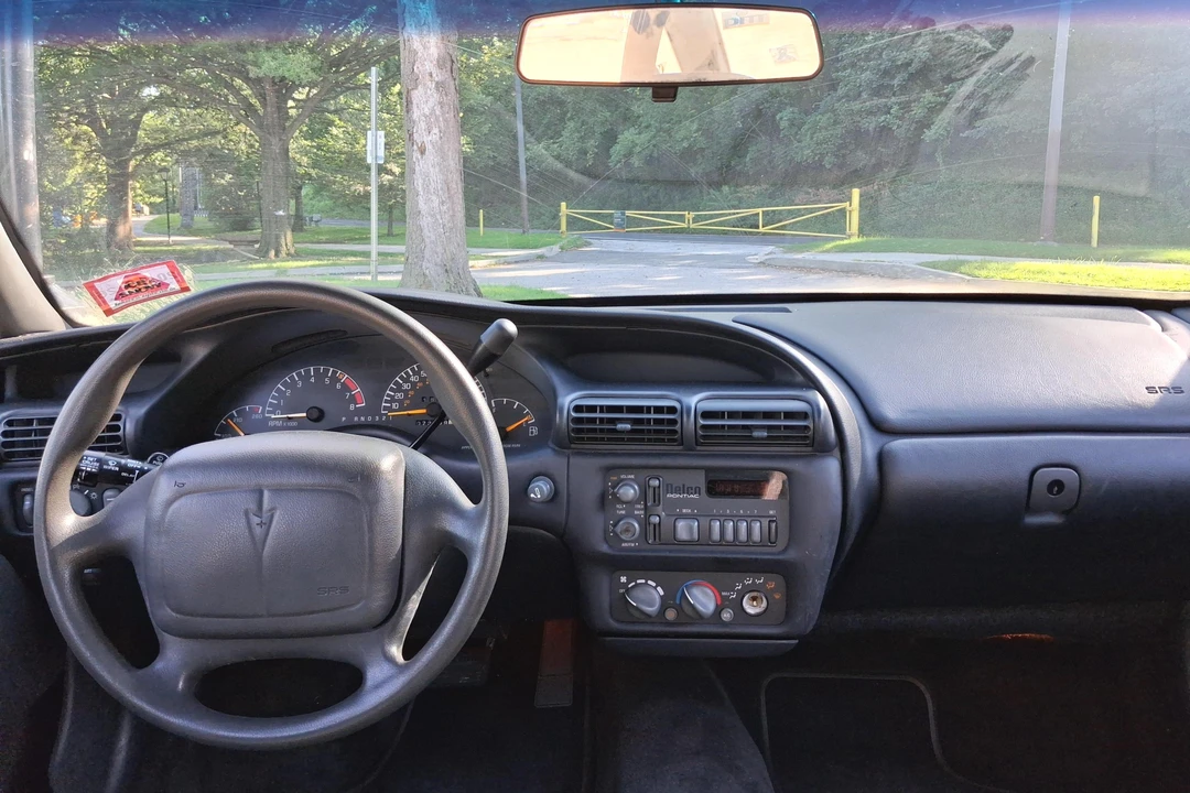 1996 Pontiac Grand Prix 3rd+ Gen - Image 23 of 31