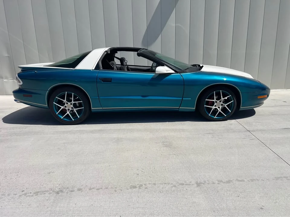 1996 Pontiac Firebird Formula 4th Gen - Image 8 of 15