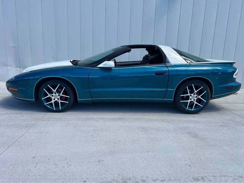 1996 Pontiac Firebird Formula 4th Gen - Image 7 of 15