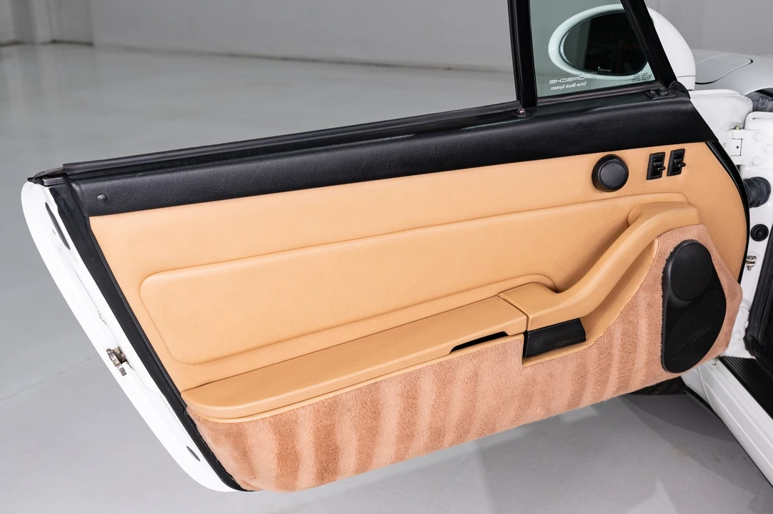 1996 Porsche 993 Carrera - Image 15 of 21