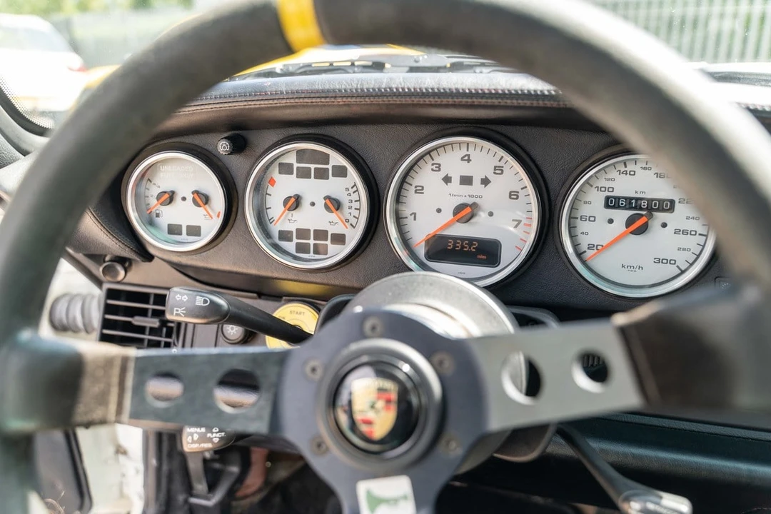 1996 Porsche 993 Carrera - Image 29 of 30