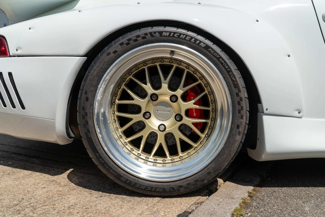 1996 Porsche 993 Carrera - Image 24 of 30