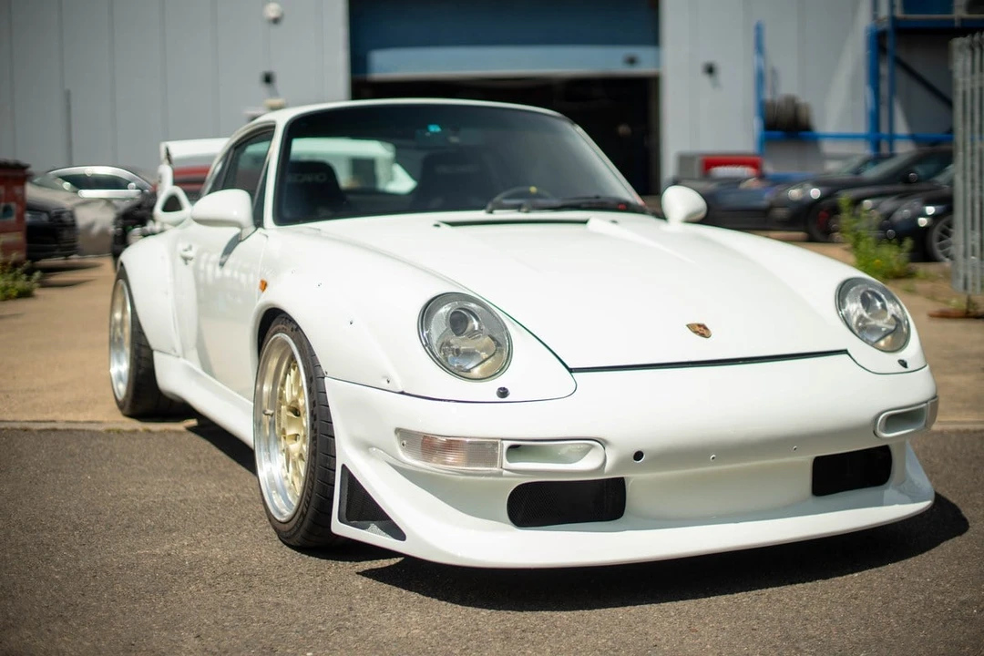 1996 Porsche 993 Carrera - Image 2 of 30