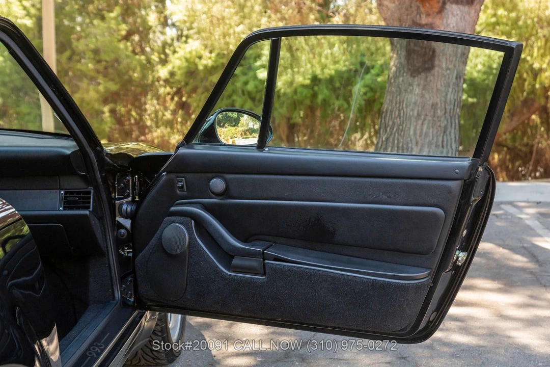 1996 Porsche 993 Carrera - Image 26 of 31