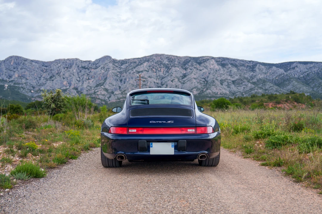 1996 Porsche 993 Carrera 4S - Image 6 of 31