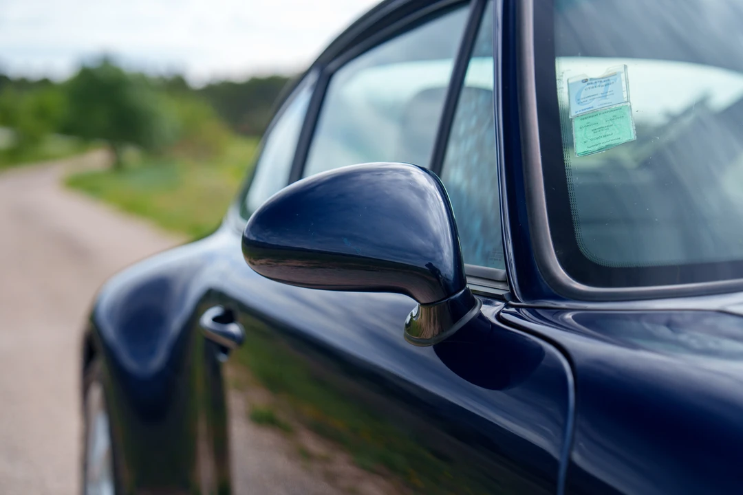 1996 Porsche 993 Carrera 4S - Image 27 of 31