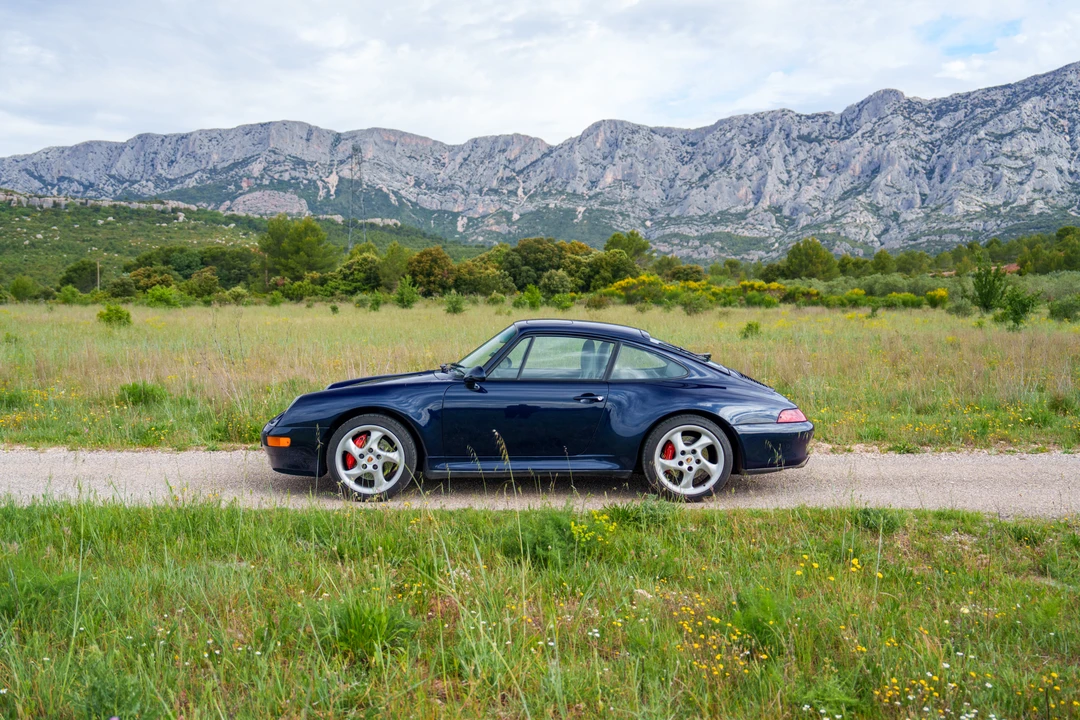 1996 Porsche 993 Carrera 4S - Image 8 of 31