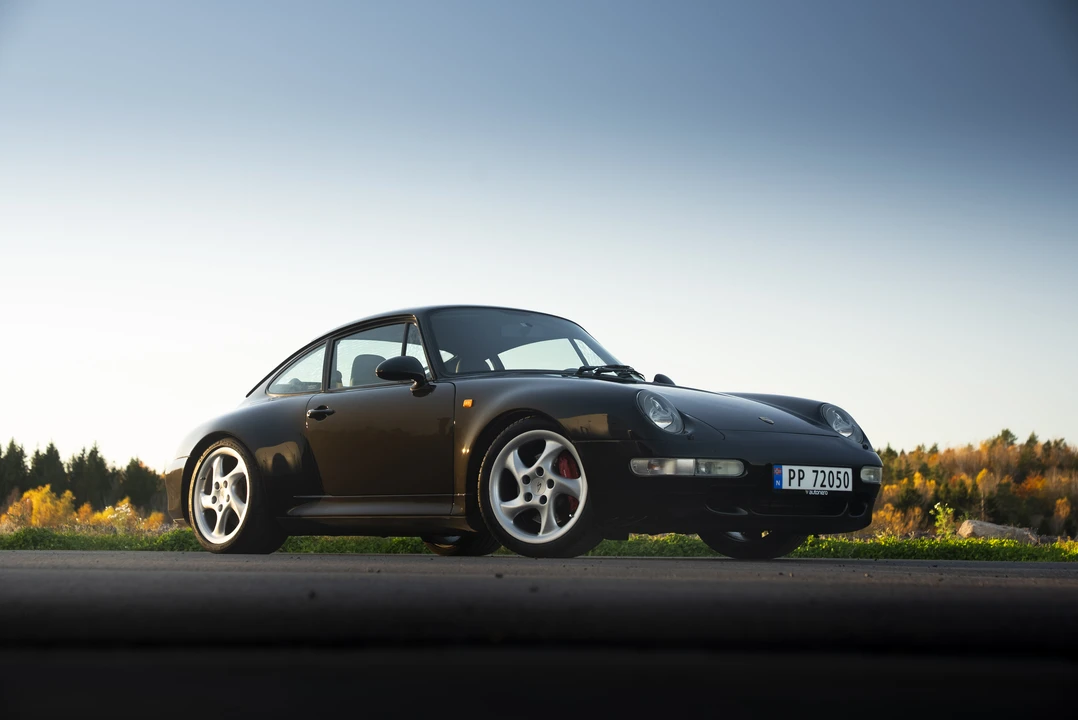 1996 Porsche 993 Carrera 4S - Image 3 of 31