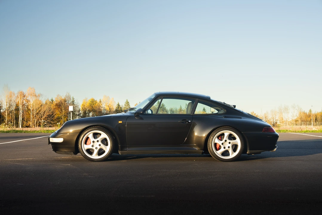 1996 Porsche 993 Carrera 4S - Image 7 of 31